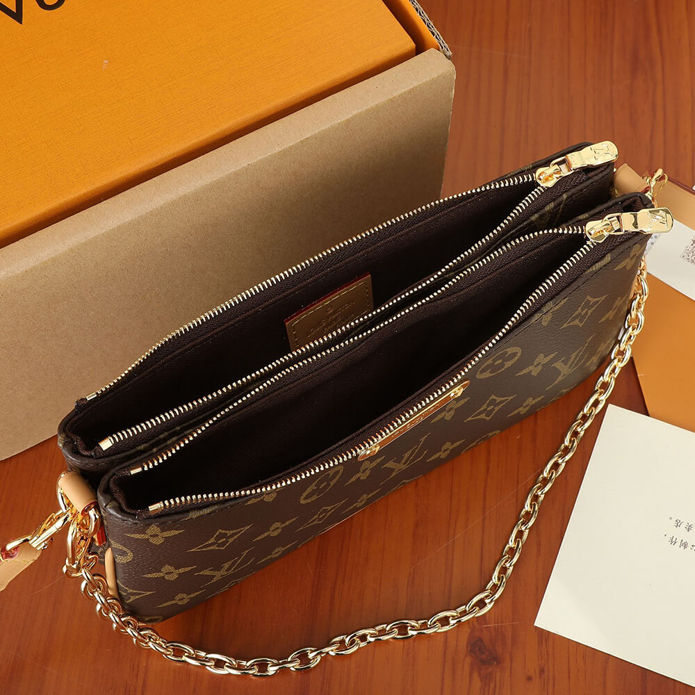 LV Liv Pochette